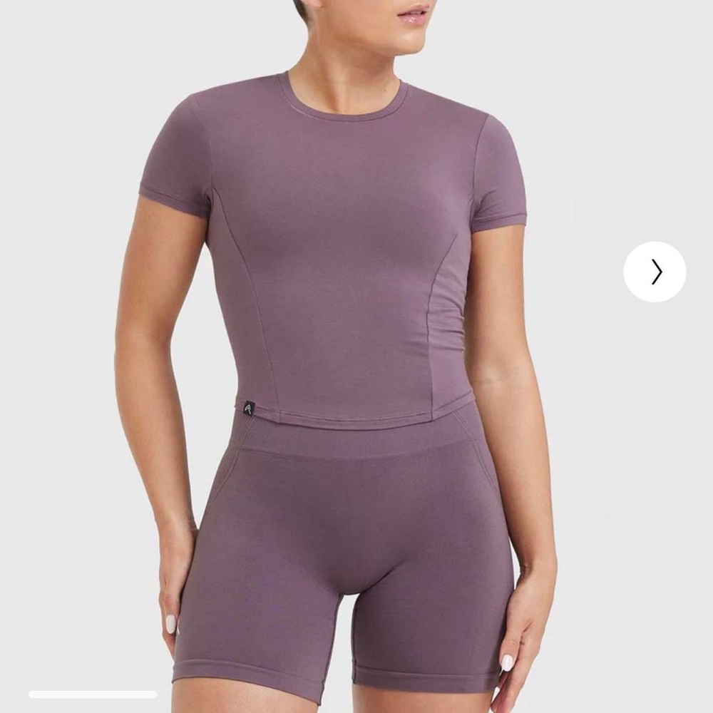 NWT Oner Active MELLOW SOFT MID SHORT SLEEVE T-SHIRT Vintage Purple S or M